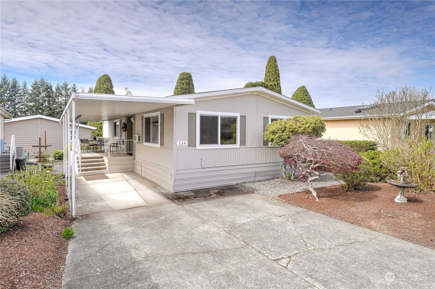 23825 15th Avenue SE Unit: 114