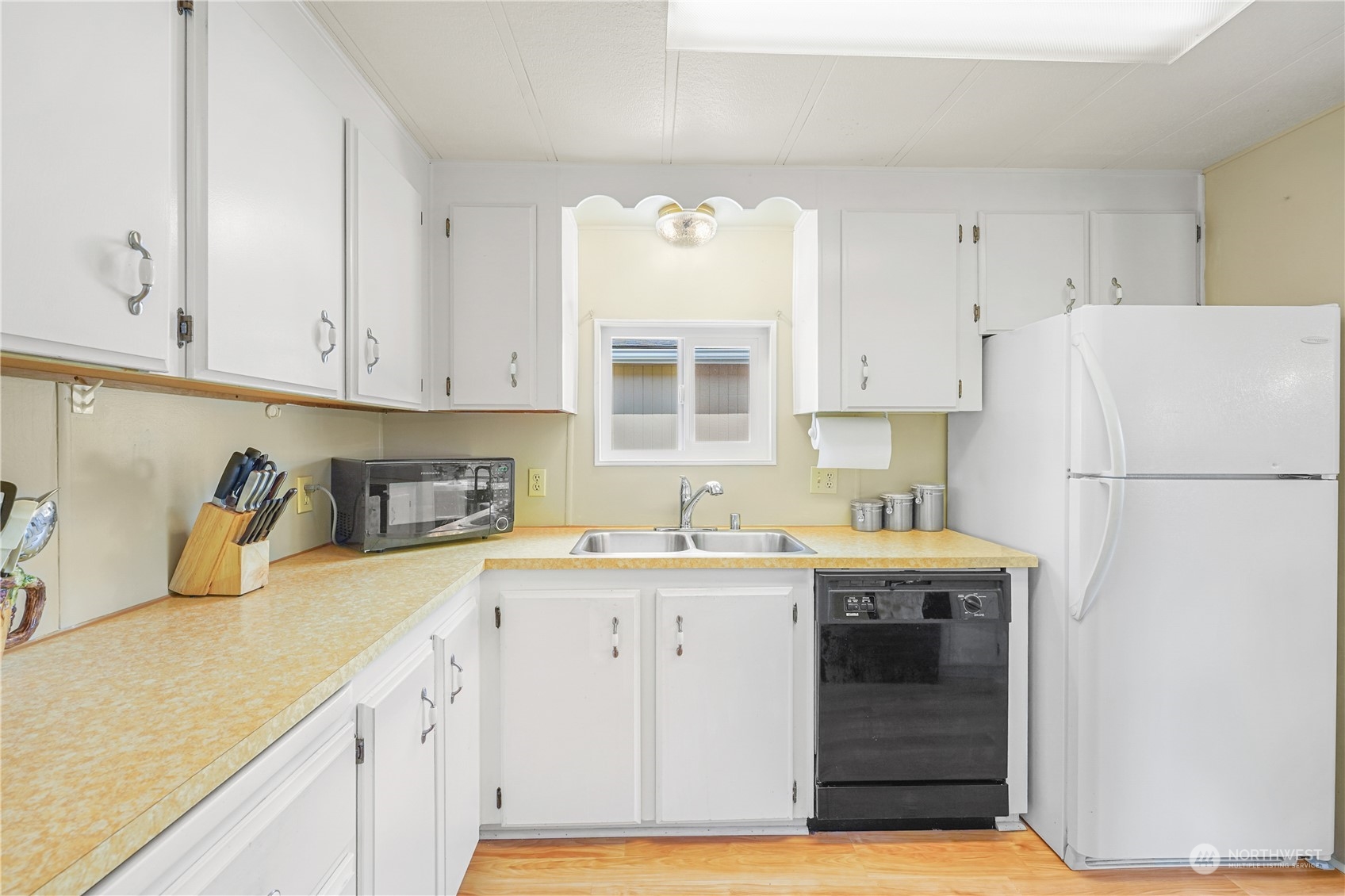 23825 15th Avenue SE Unit: 114
