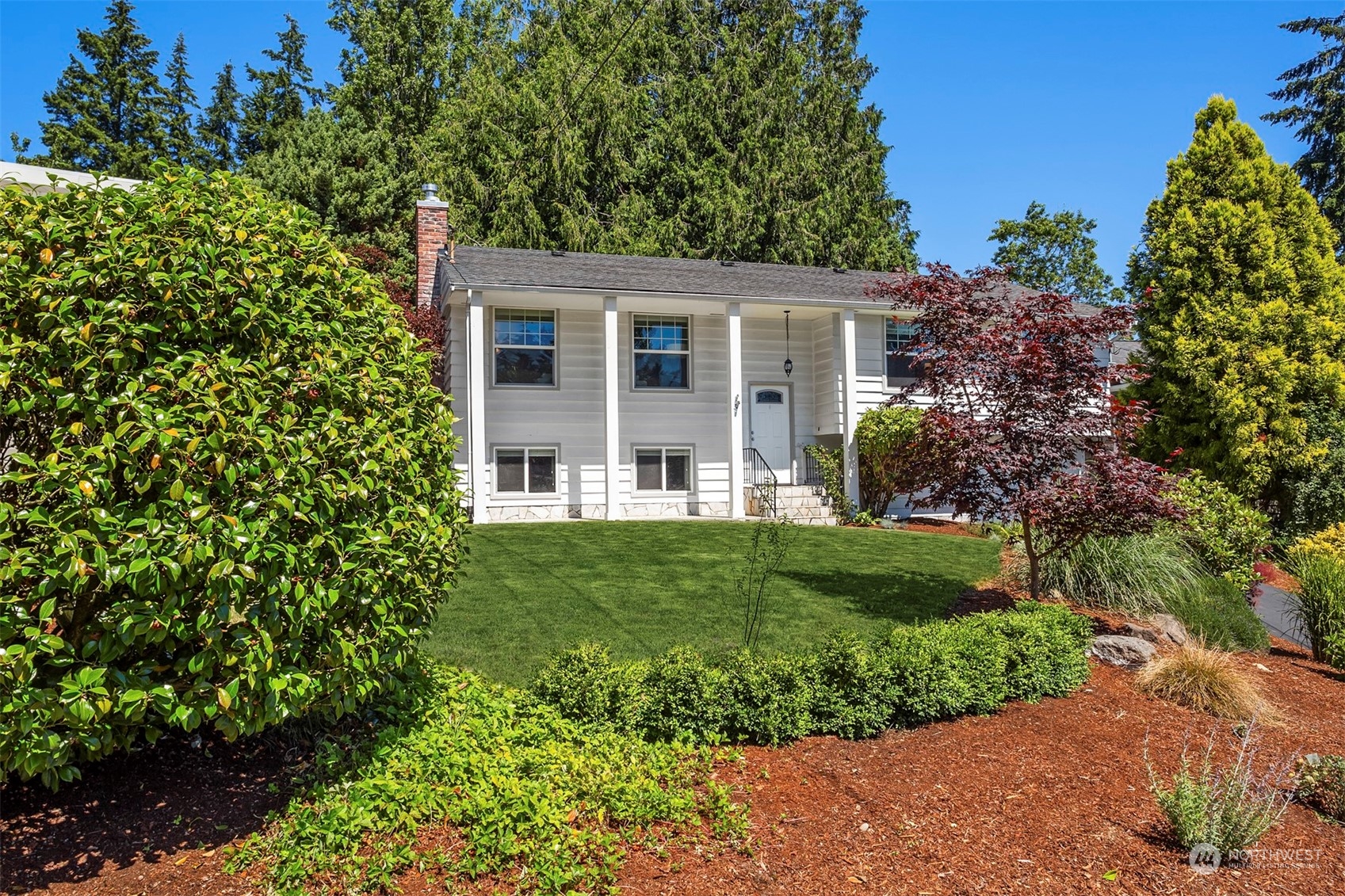 2136 N 159th Street
