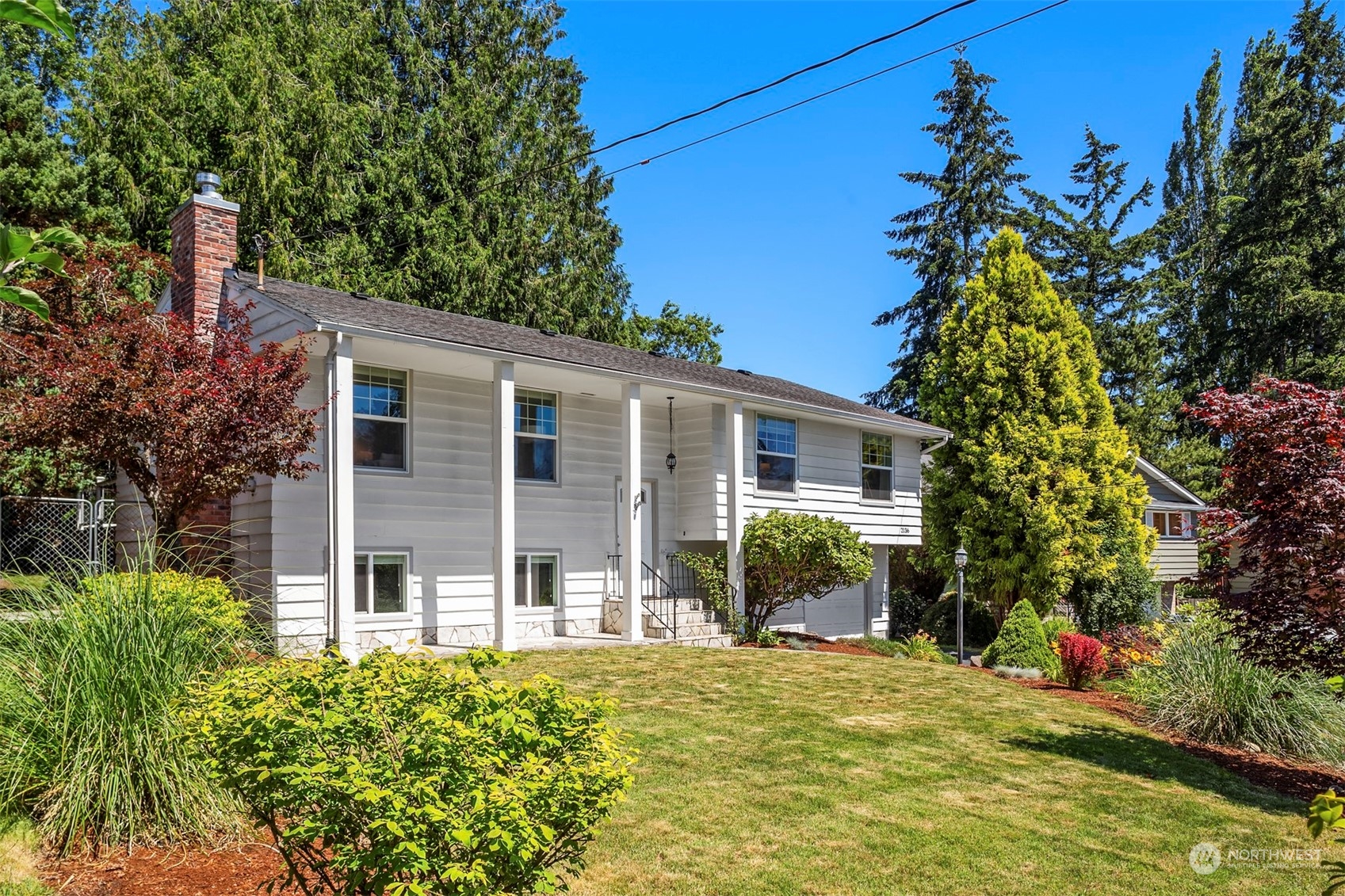 2136 N 159th Street