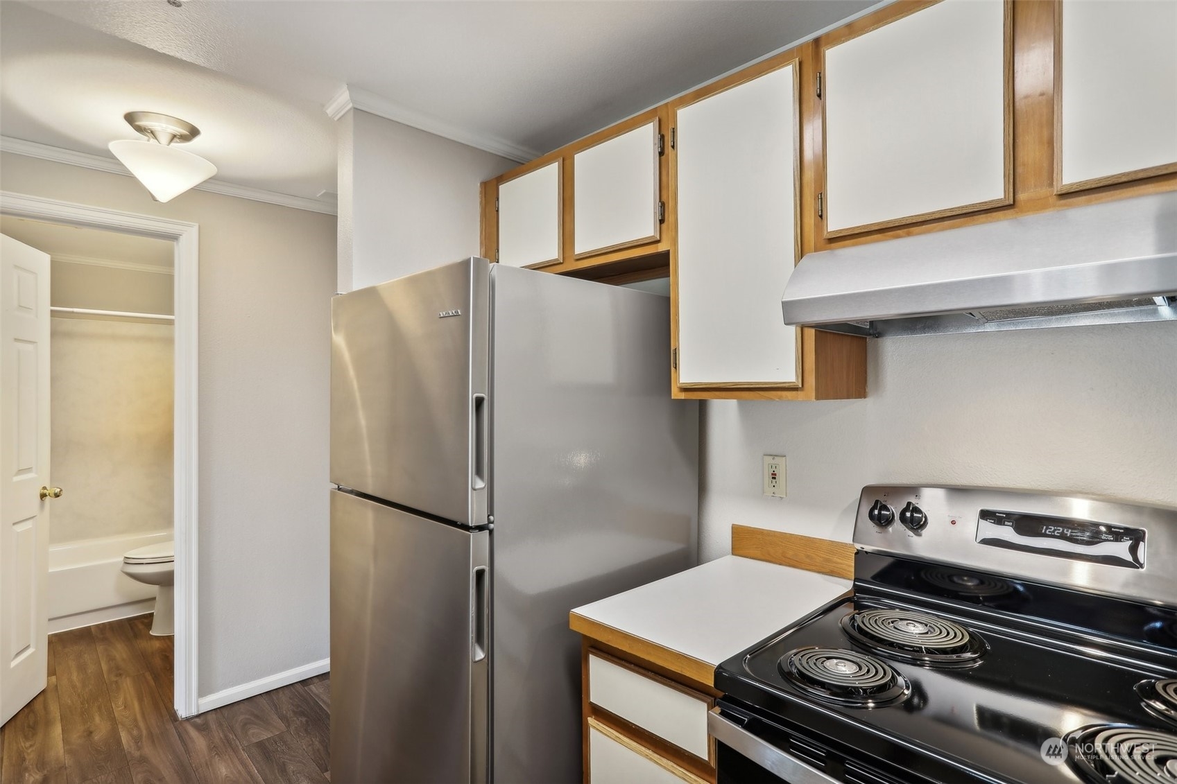 1614 Summit Avenue Unit: S405