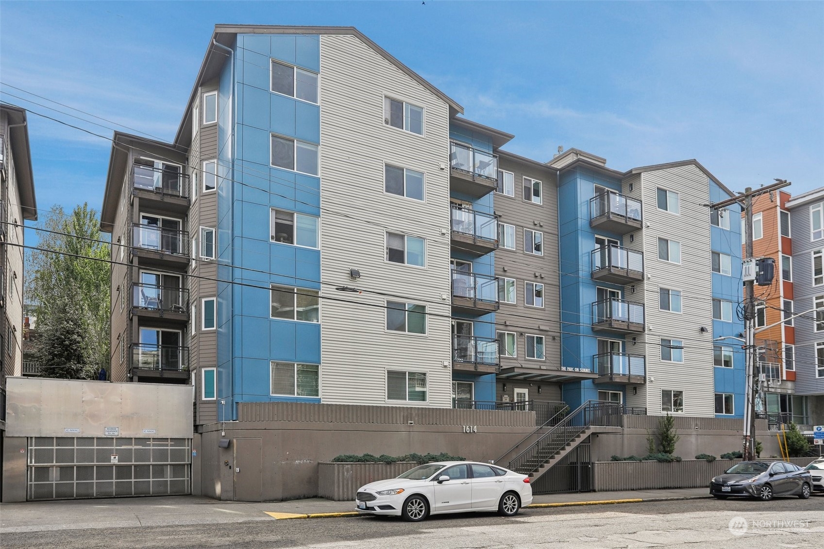 1614 Summit Avenue Unit: S405