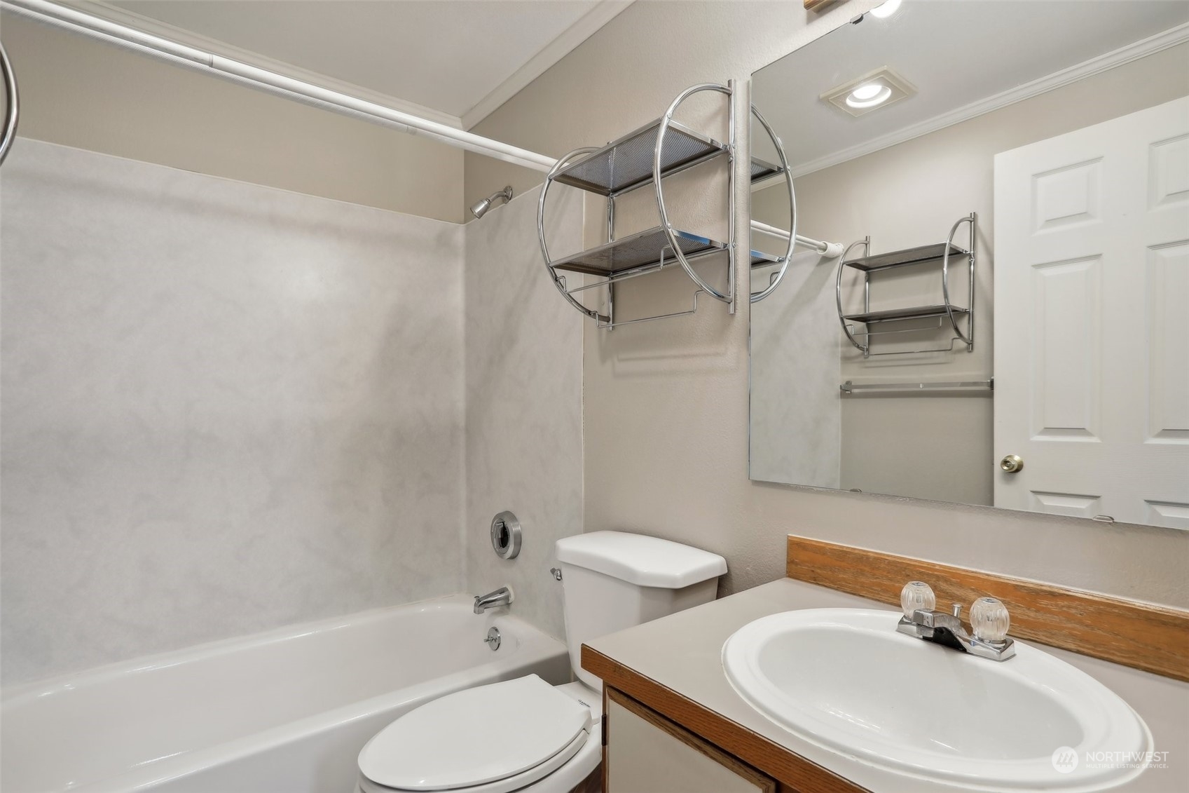 1614 Summit Avenue Unit: S405