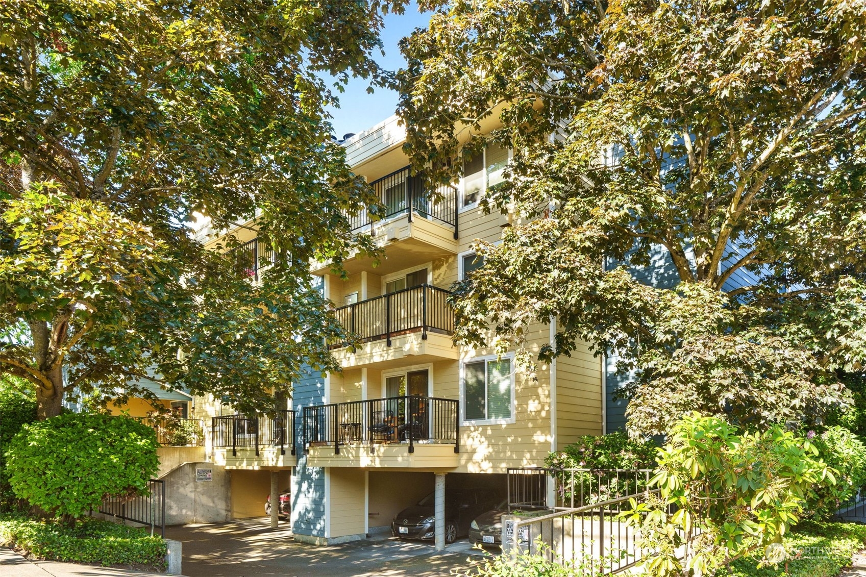 3890 Whitman Avenue N Unit: 101