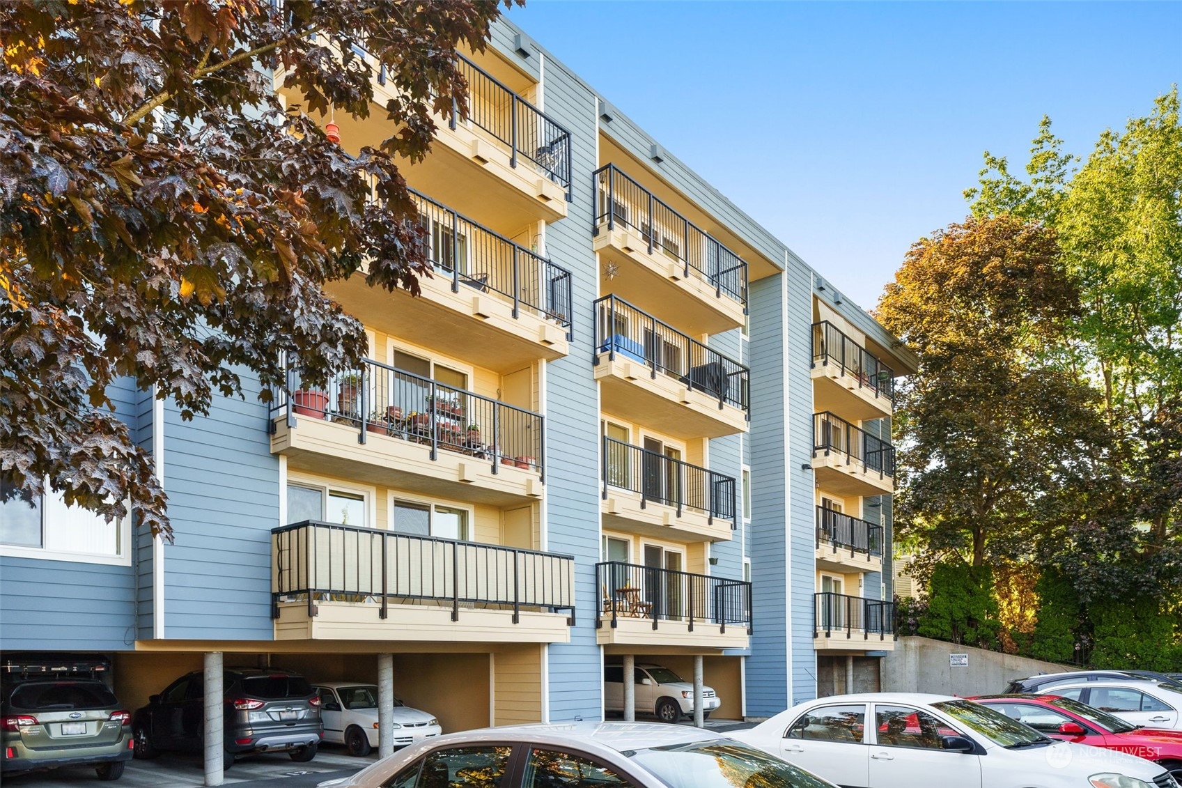 3890 Whitman Avenue N Unit: 101