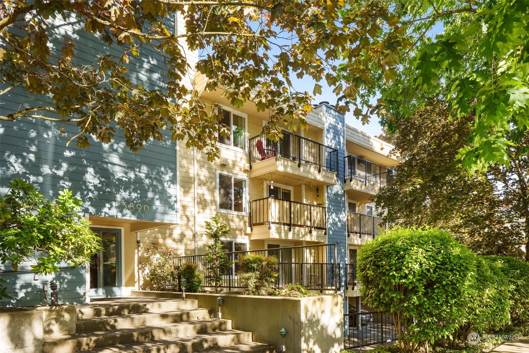 3890 Whitman Avenue N Unit: 101