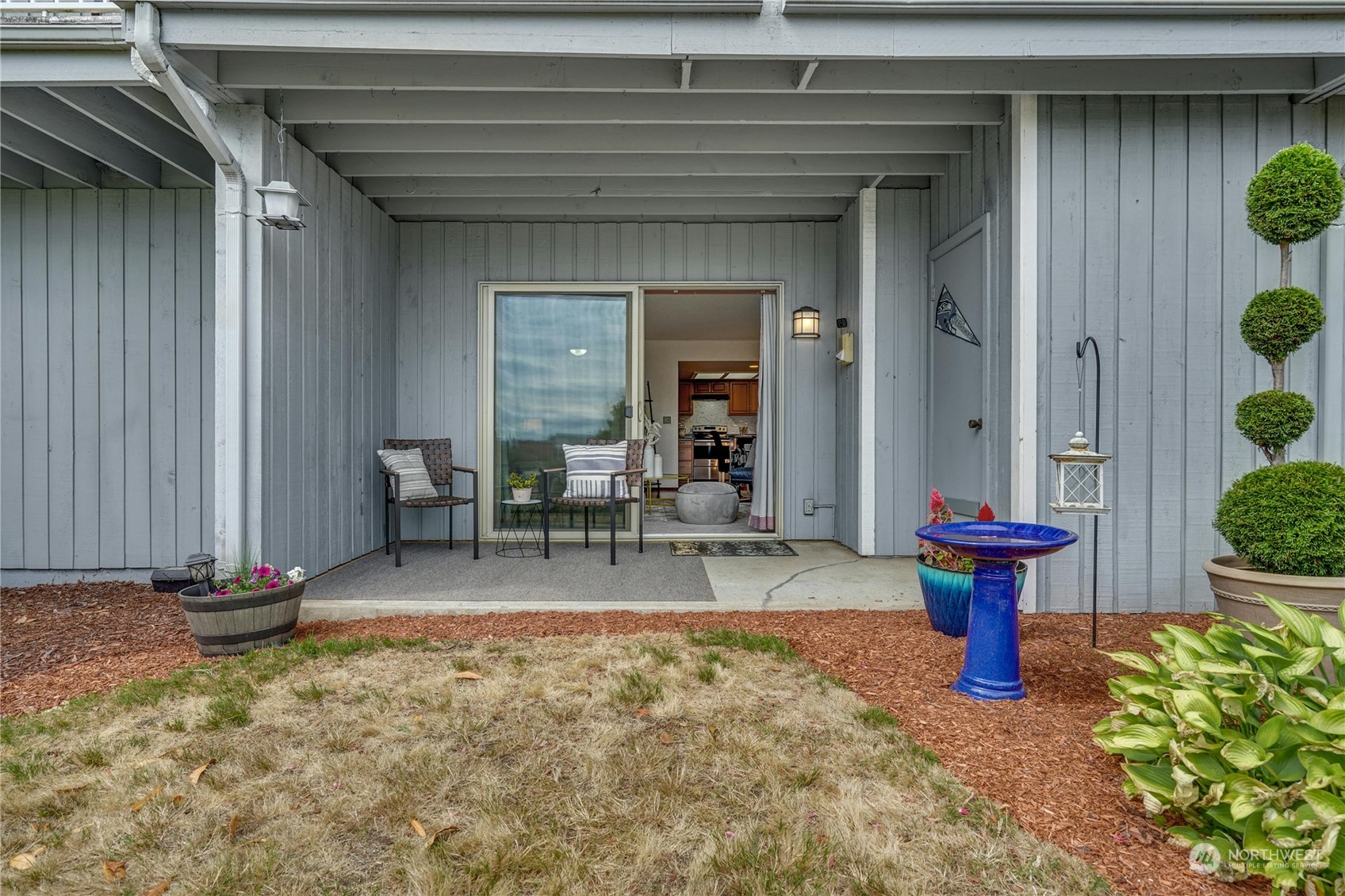 3911 Wetmore Avenue Unit: B2