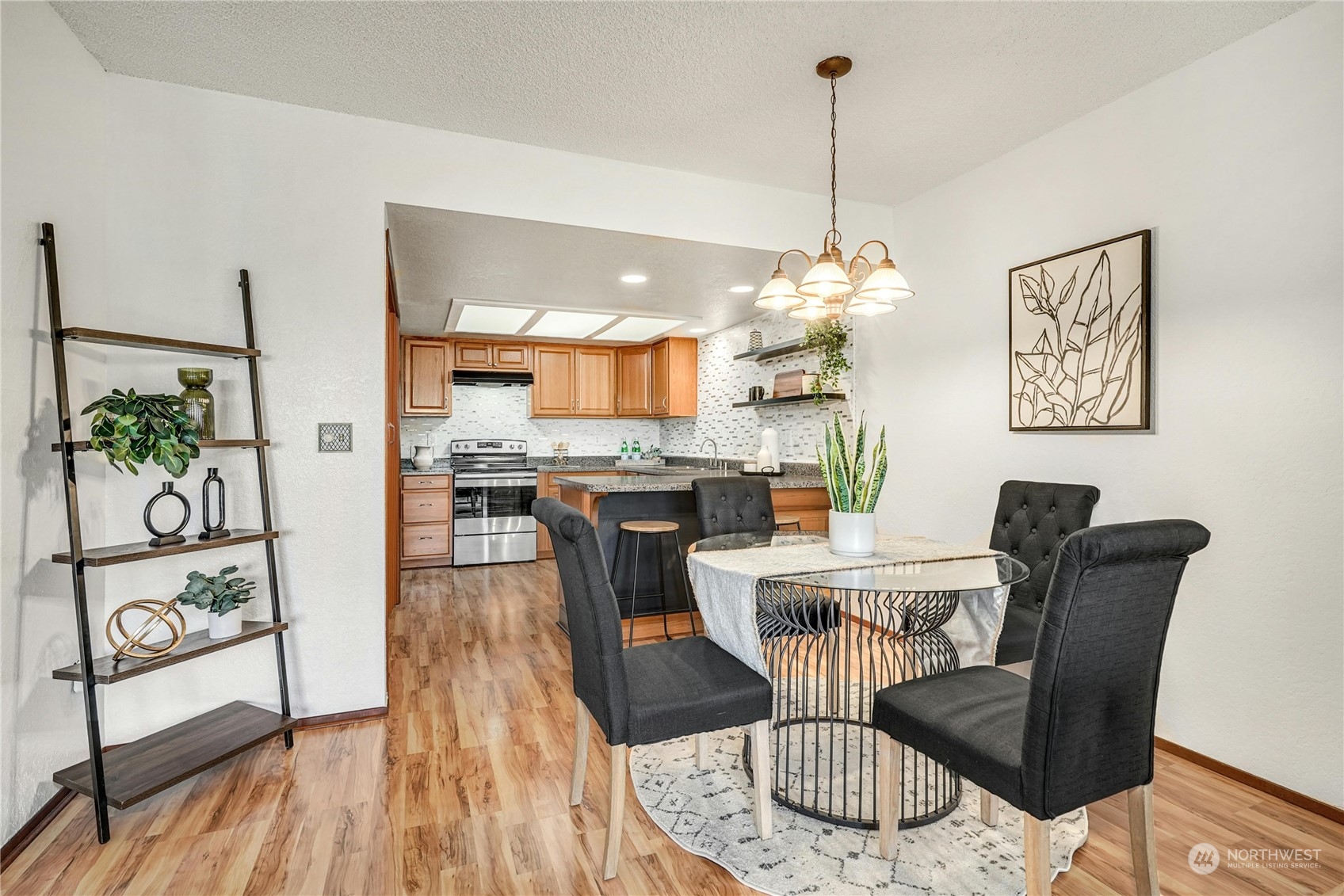 3911 Wetmore Avenue Unit: B2
