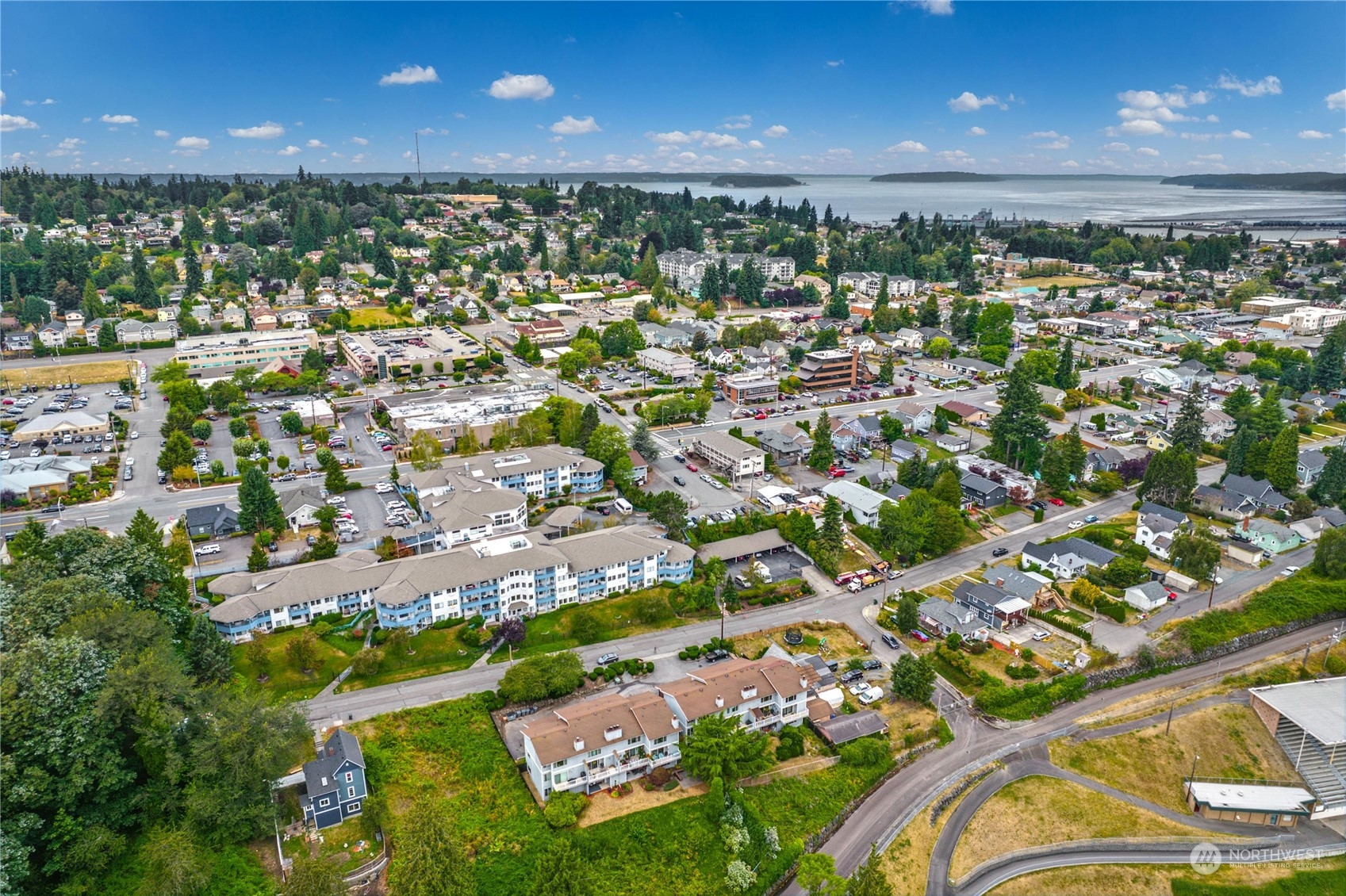 3911 Wetmore Avenue Unit: B2