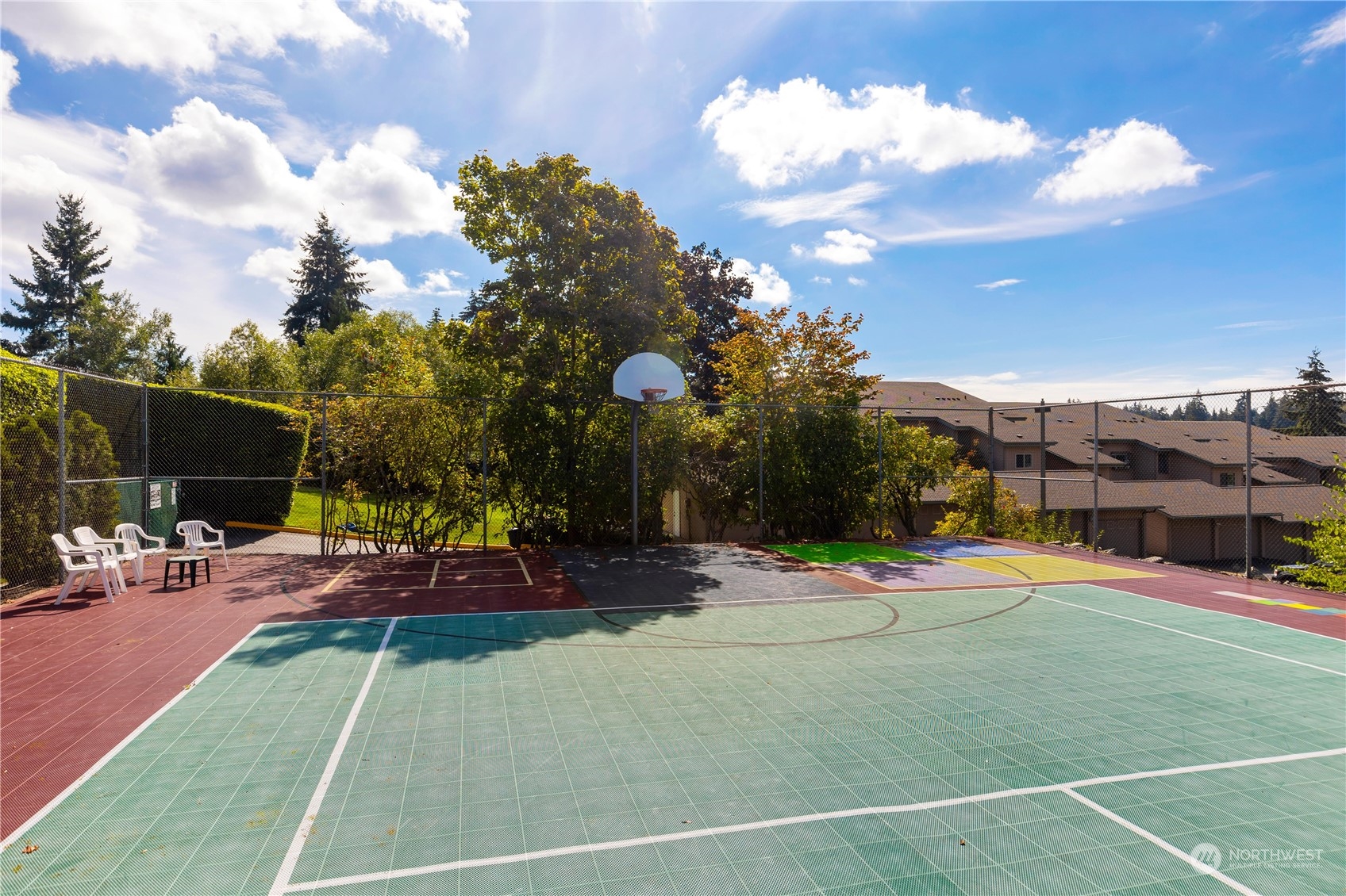 23003 Lakeview Drive Unit: 203