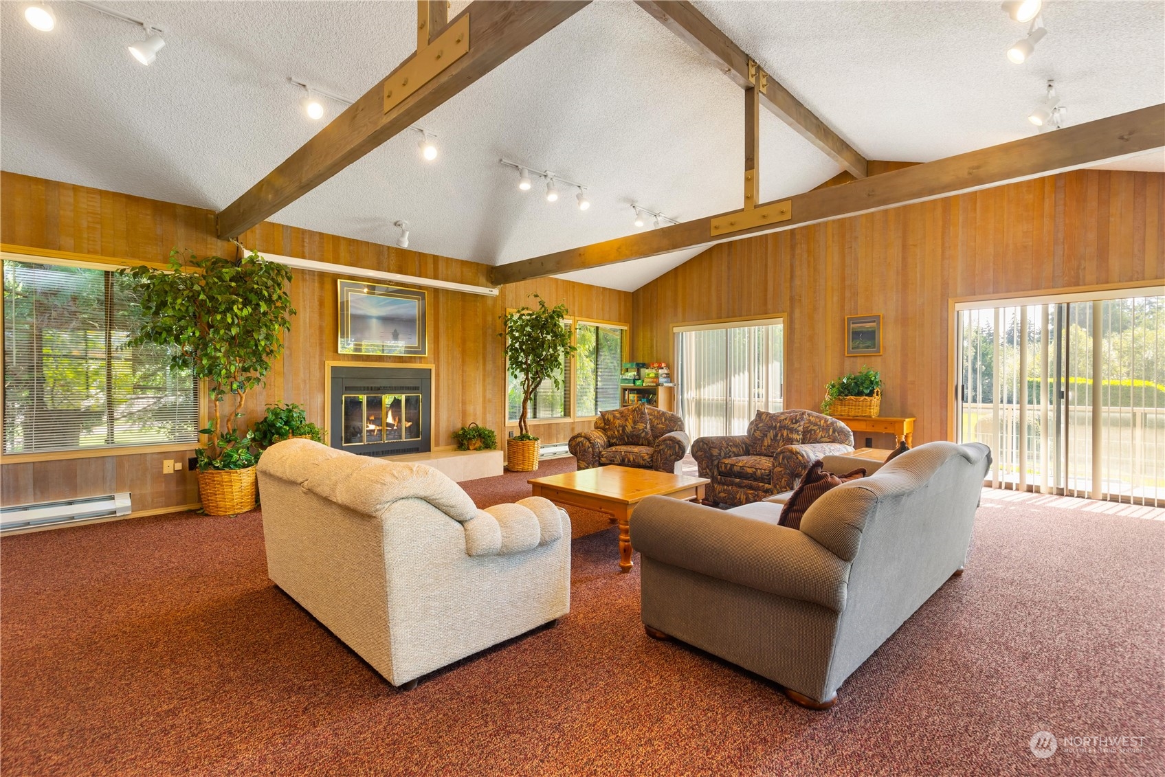23003 Lakeview Drive Unit: 203