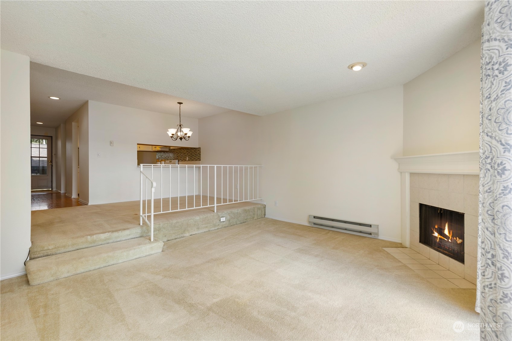 23003 Lakeview Drive Unit: 203