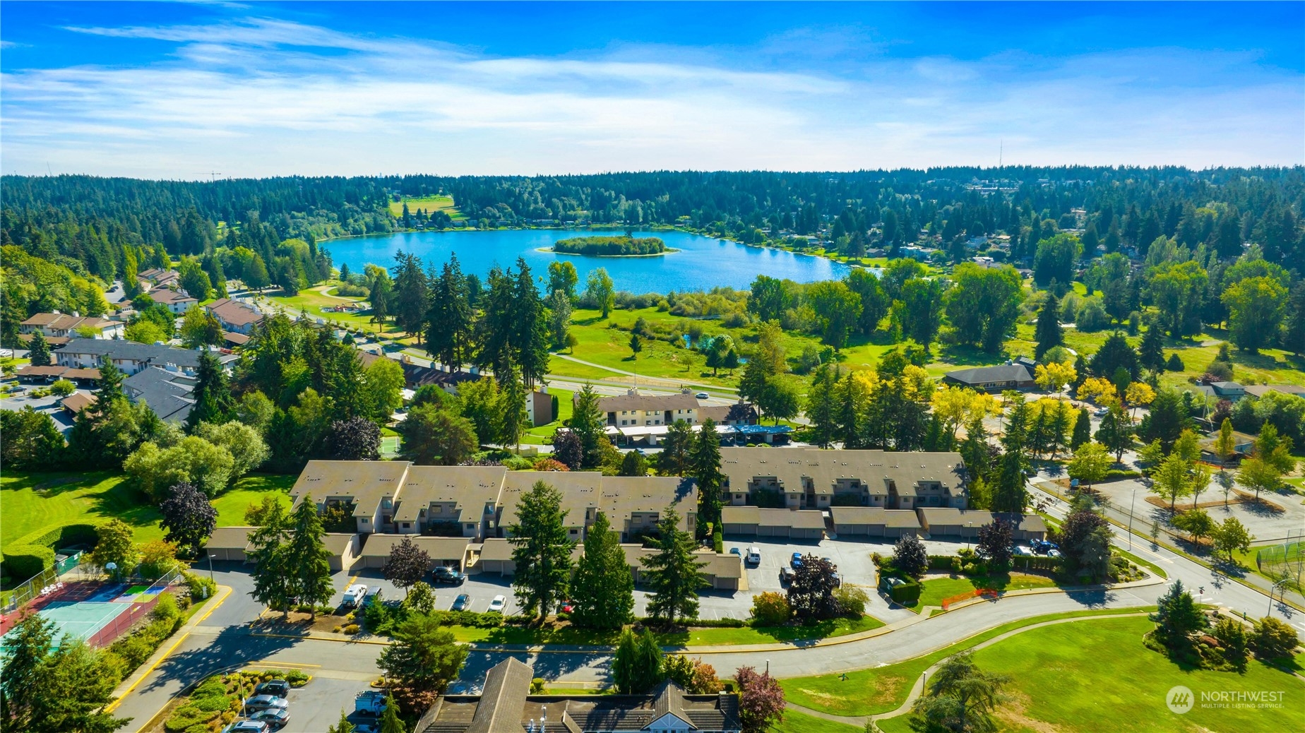 23003 Lakeview Drive Unit: 203