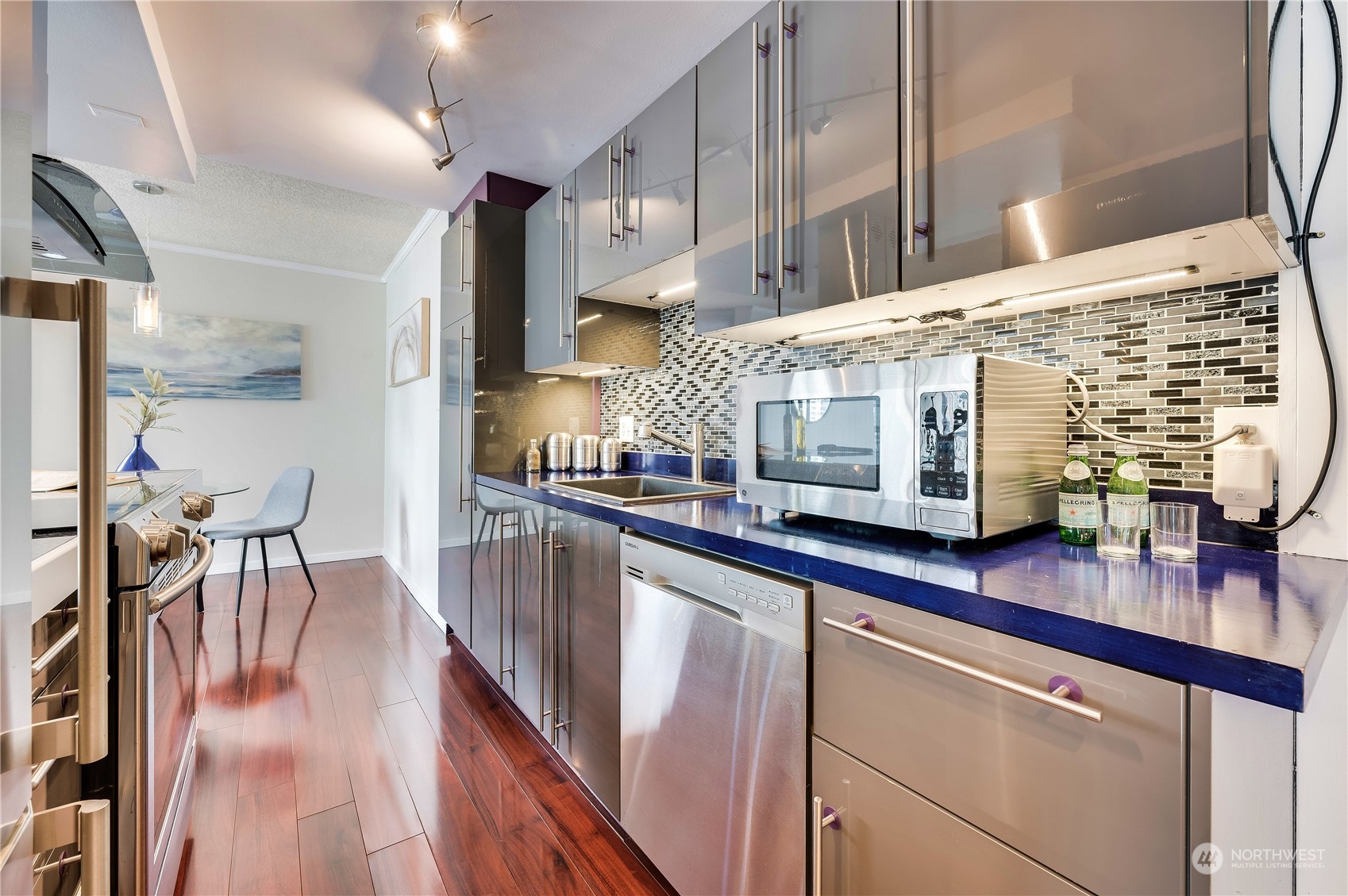2201 3rd Avenue Unit: 1706