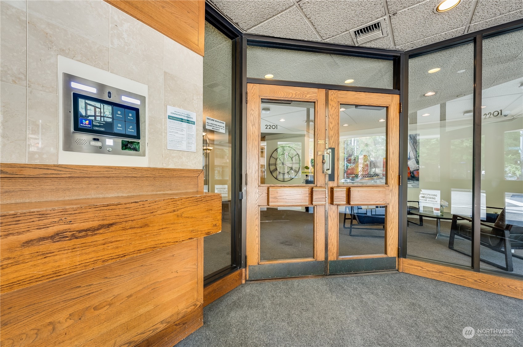 2201 3rd Avenue Unit: 1706