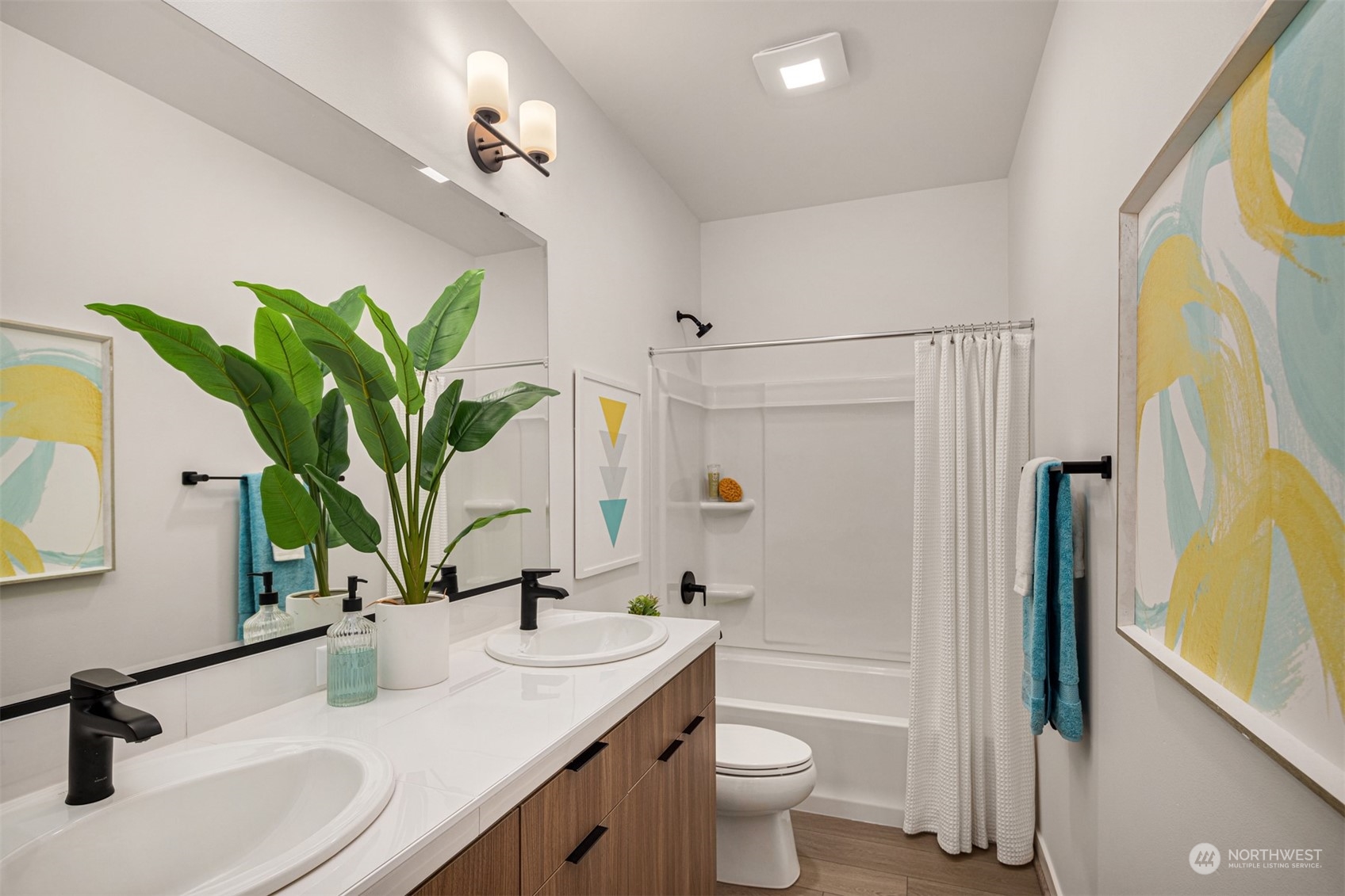 27323 Site 404 NE Walden Way