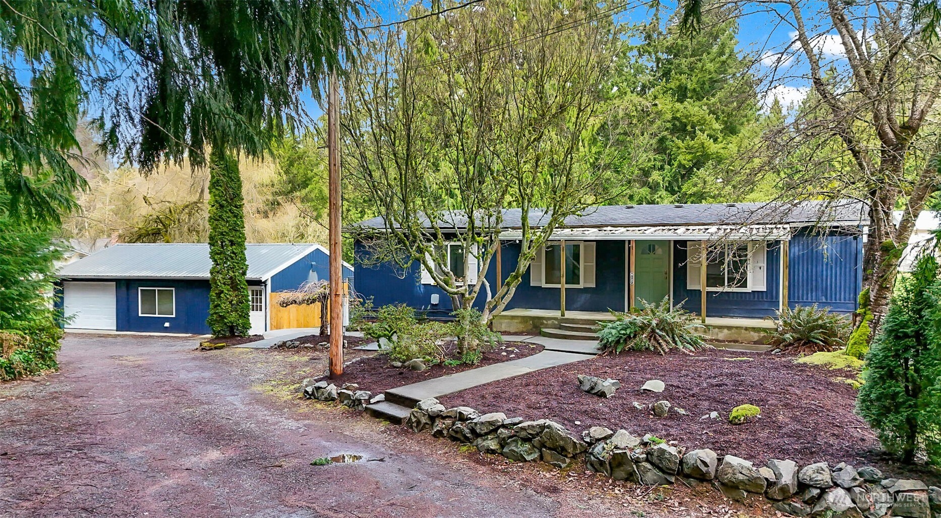 8127 Wade Road