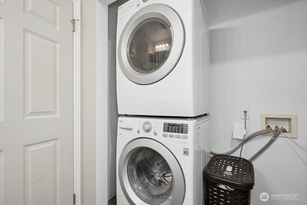 15300 112th Avenue NE Unit: C102