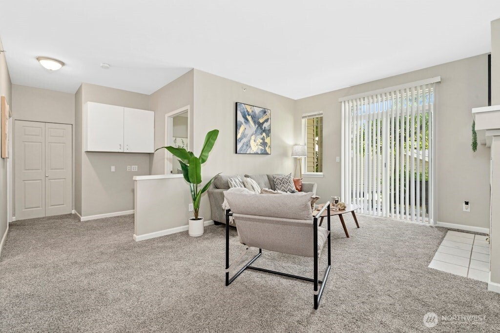 15300 112th Avenue NE Unit: C102