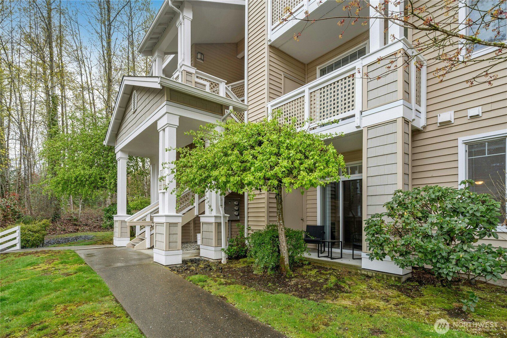 15300 112th Avenue NE Unit: C102