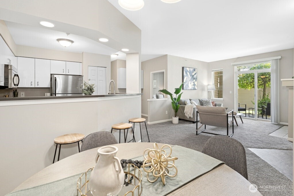 15300 112th Avenue NE Unit: C102