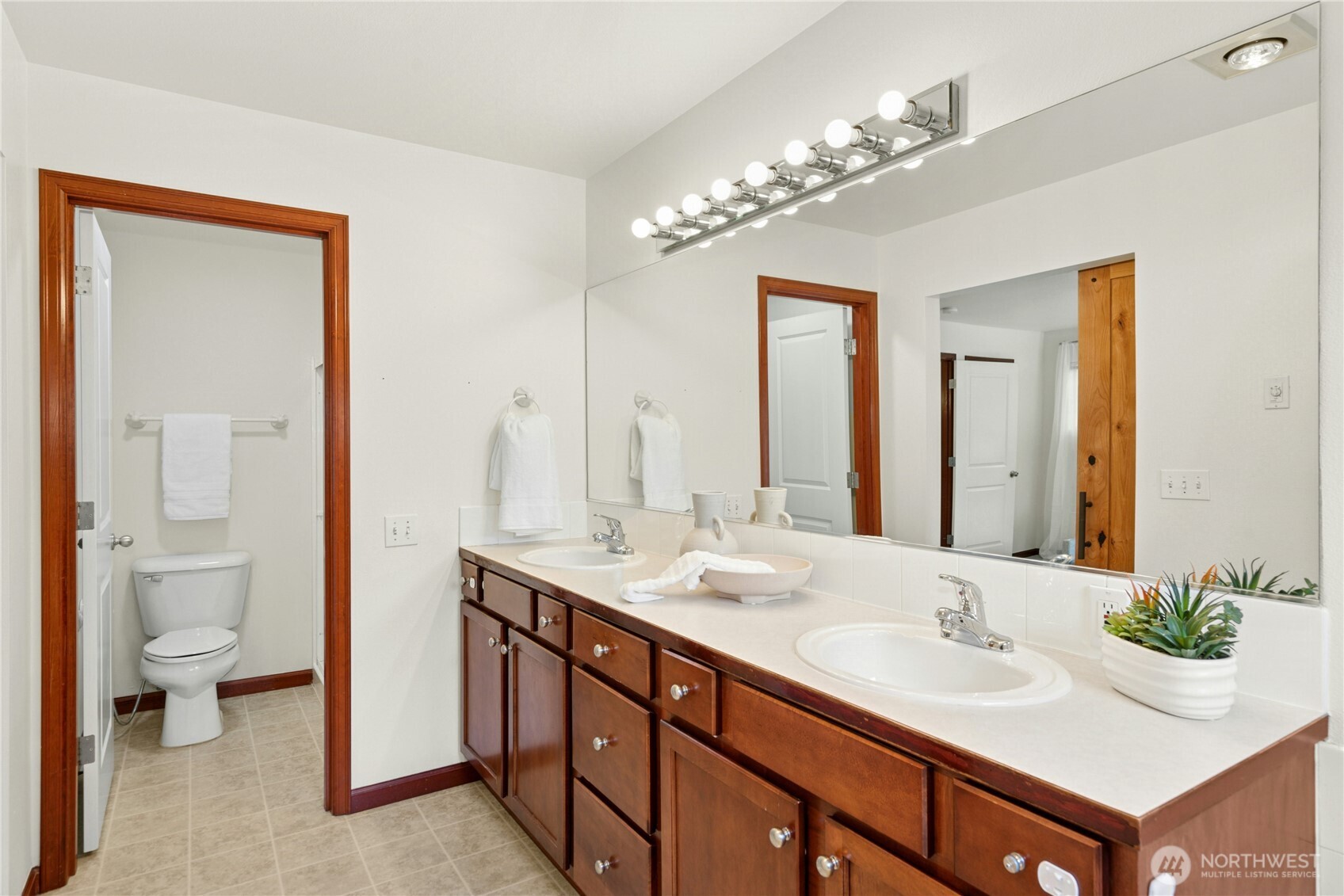 1447 NE 166th Court Unit: 1