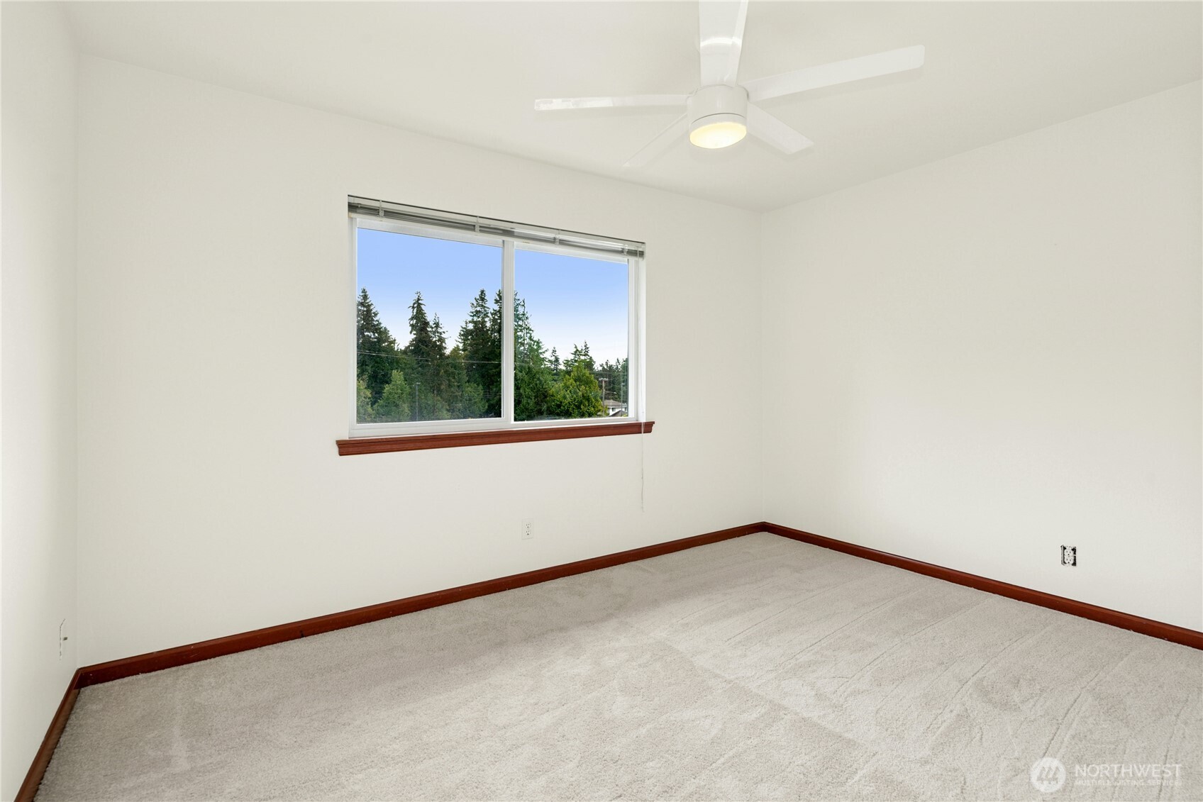 1447 NE 166th Court Unit: 1