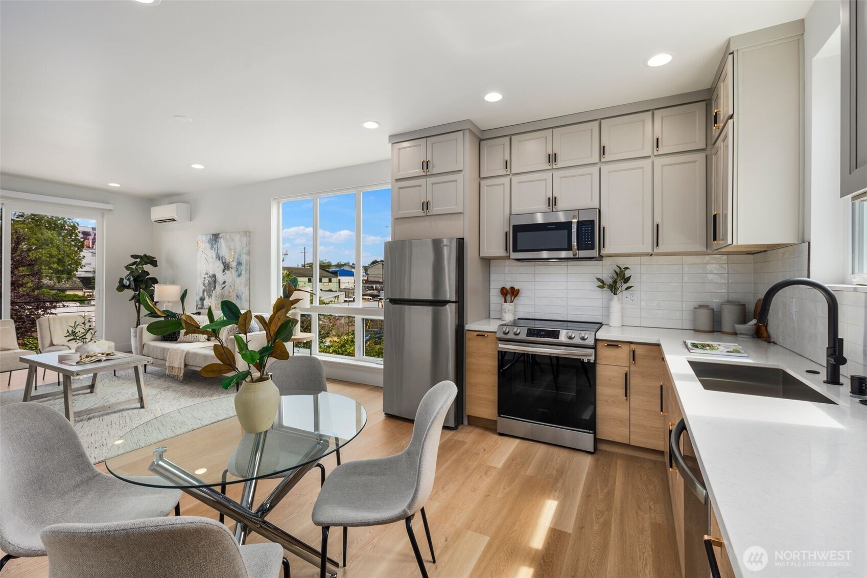 931 N 92nd Street Unit: B