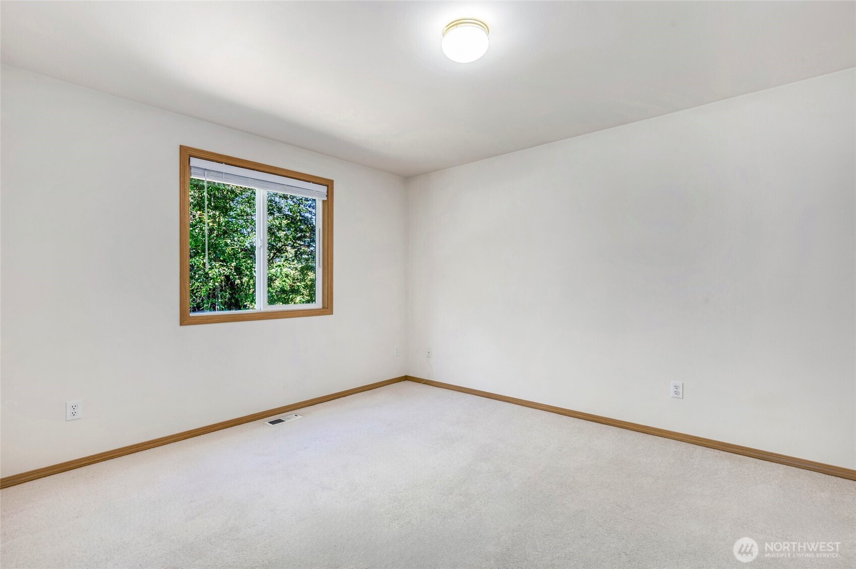 6226 77th Drive NE