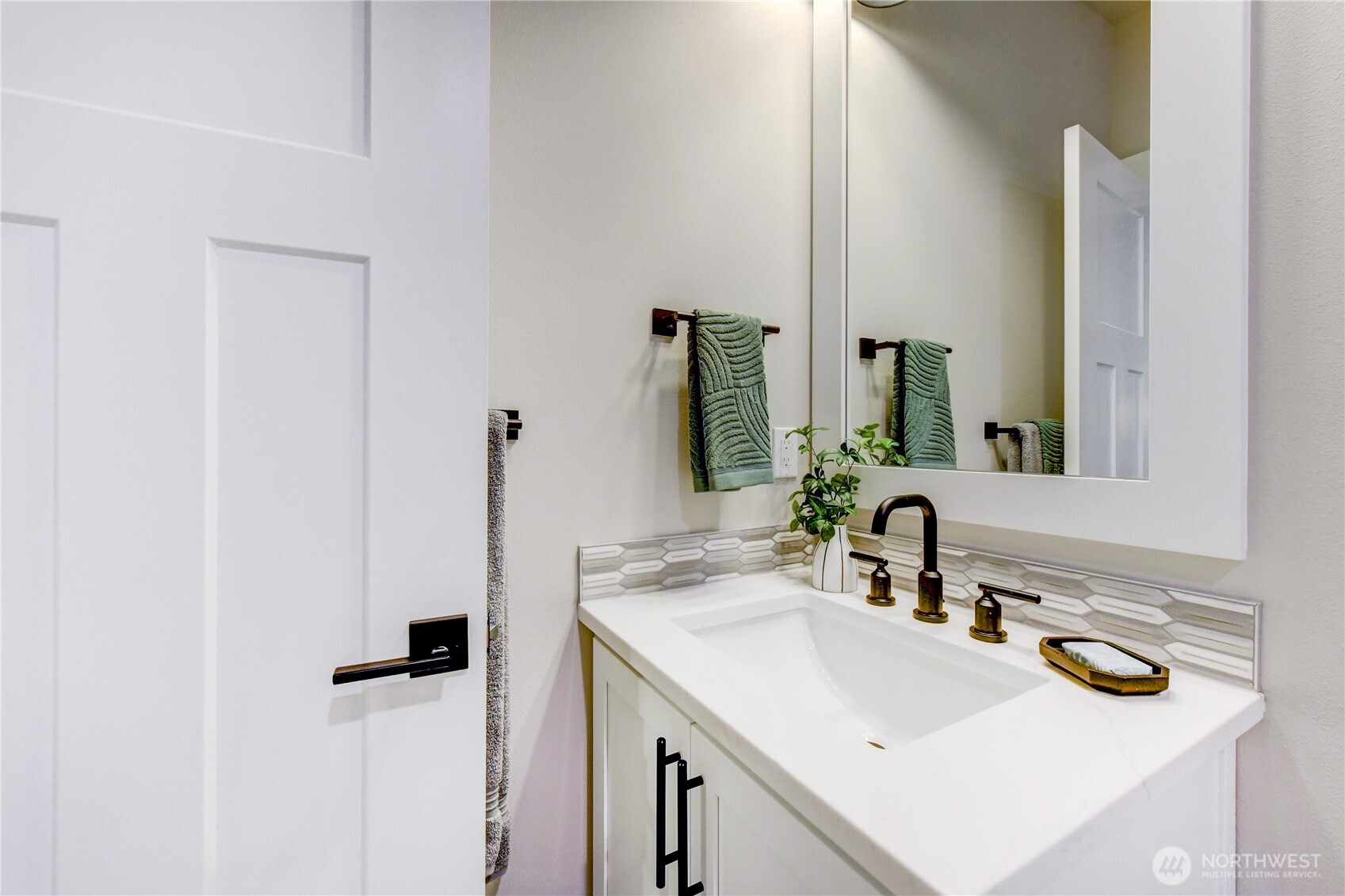 19220 Meridian Drive SE Unit: CW 08
