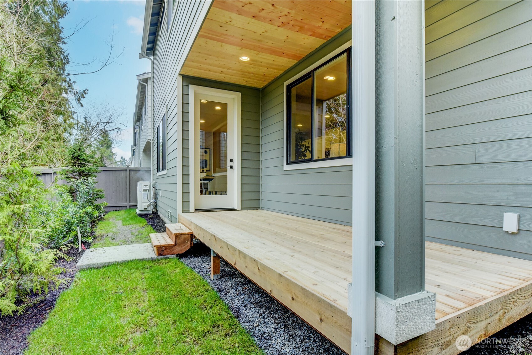19220 Meridian Drive SE Unit: CW 08