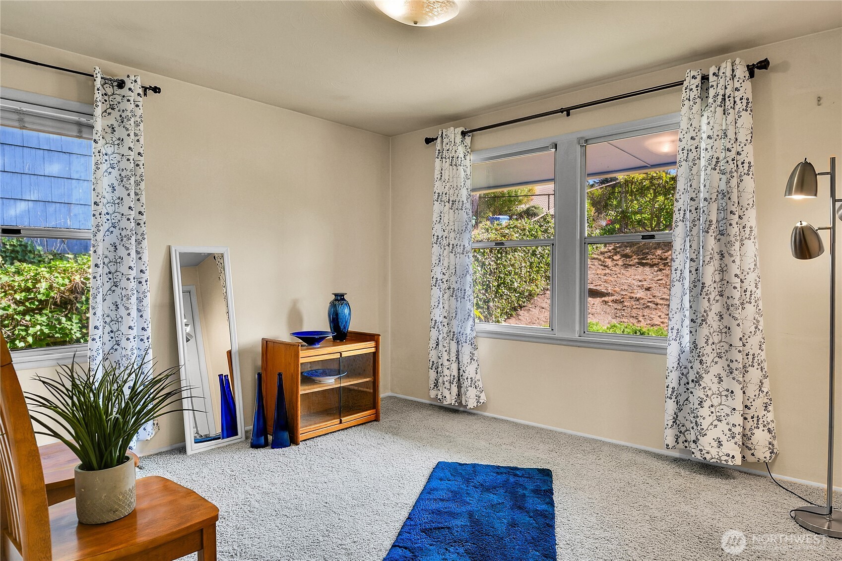 128 NE 174th Street