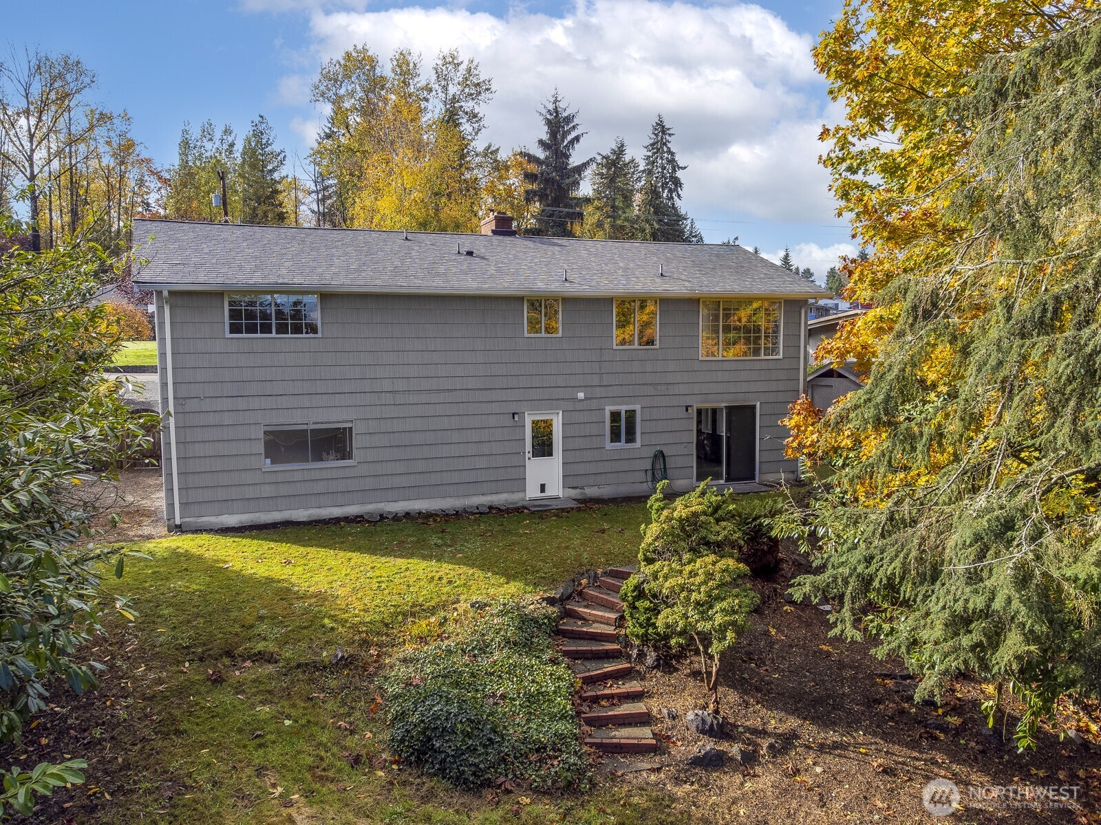 2425 Whitechuck Drive