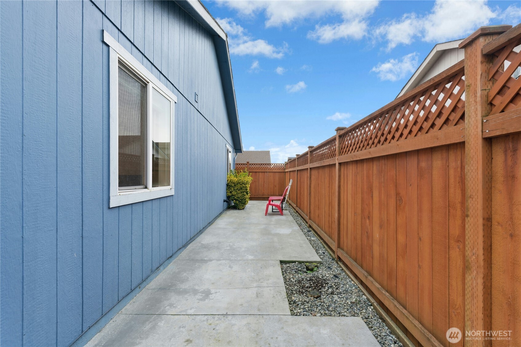 4318 150th Street NE