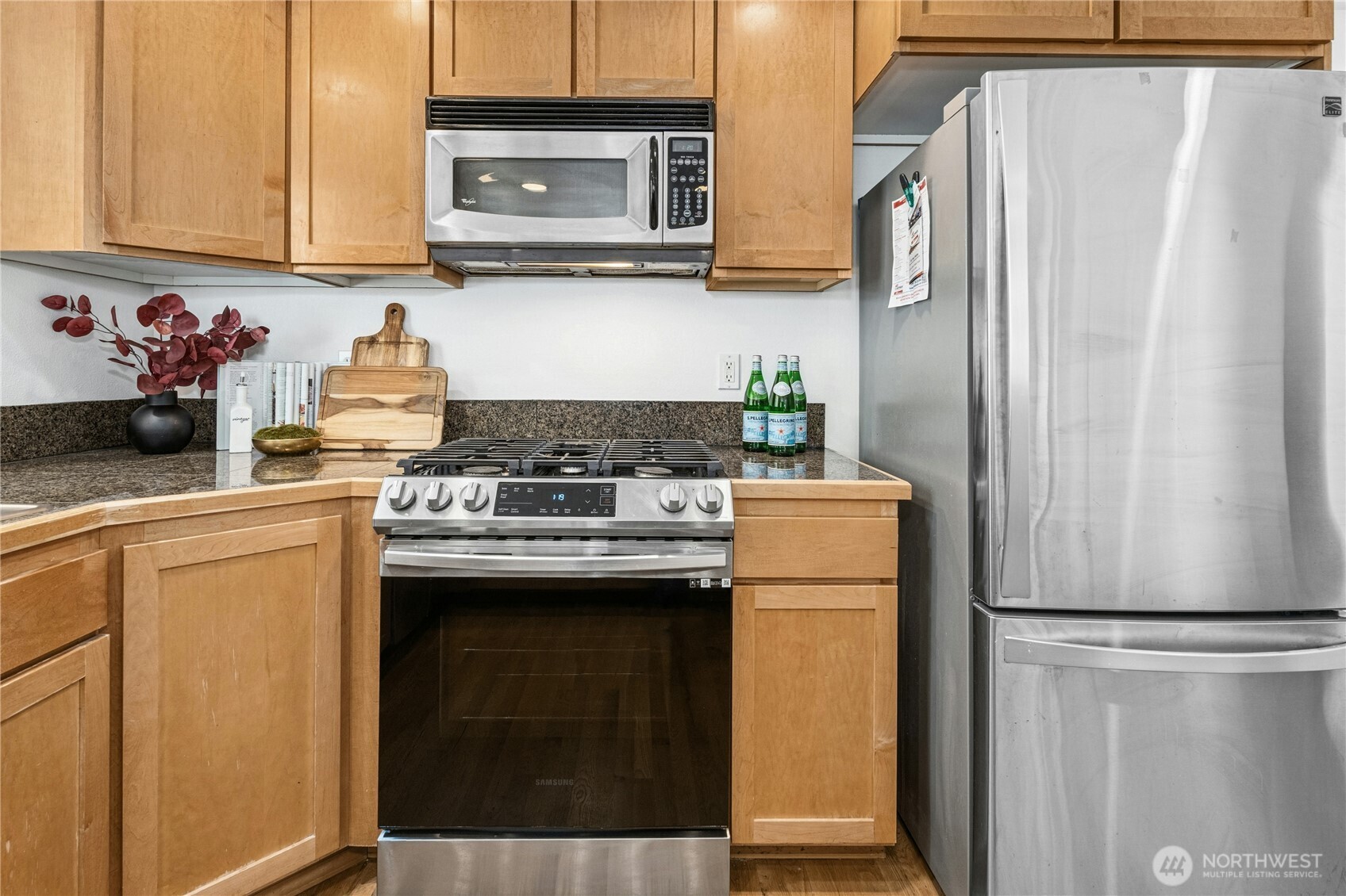 8832 Midvale Ave N Unit: B