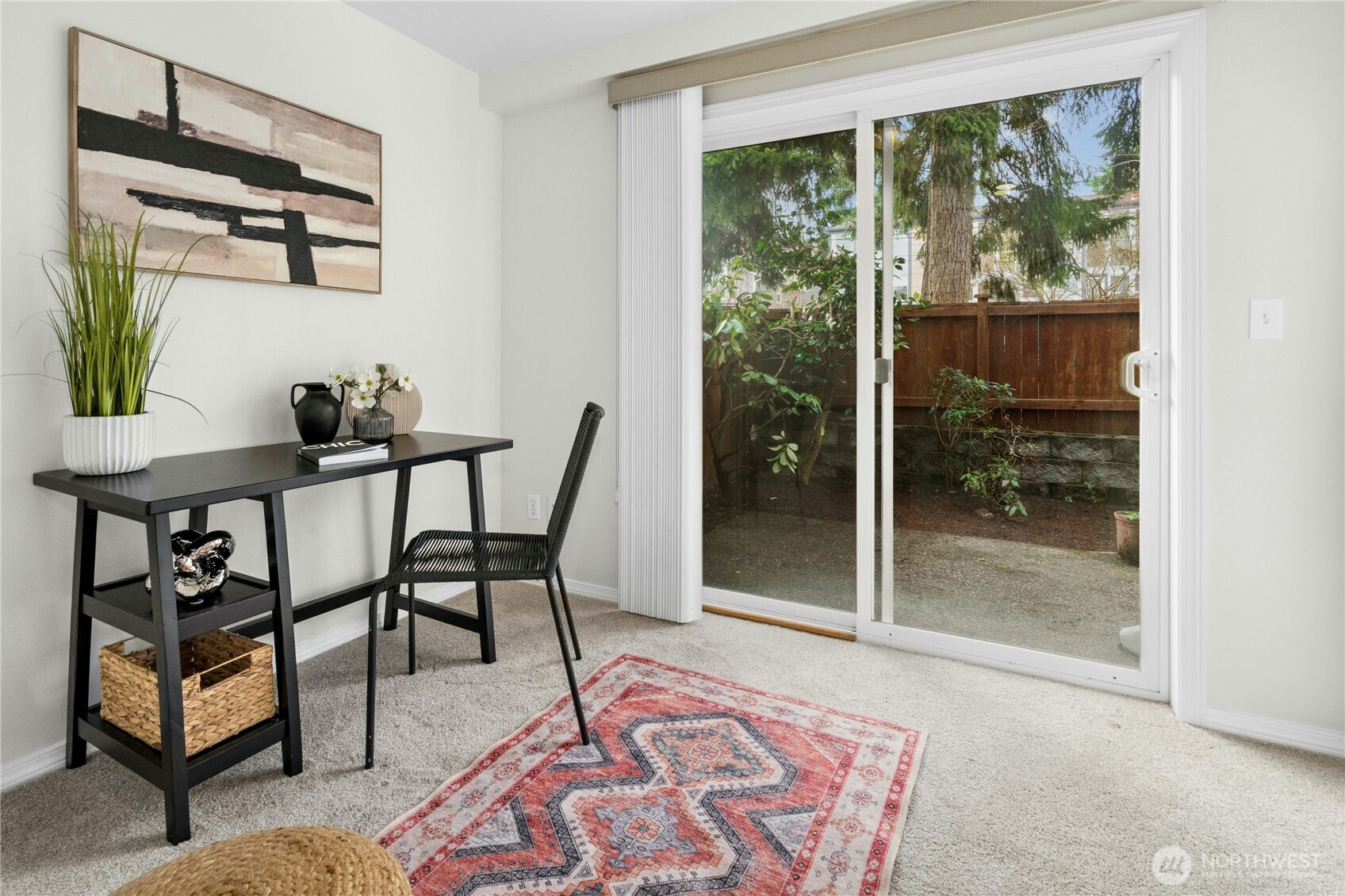 8832 Midvale Ave N Unit: B