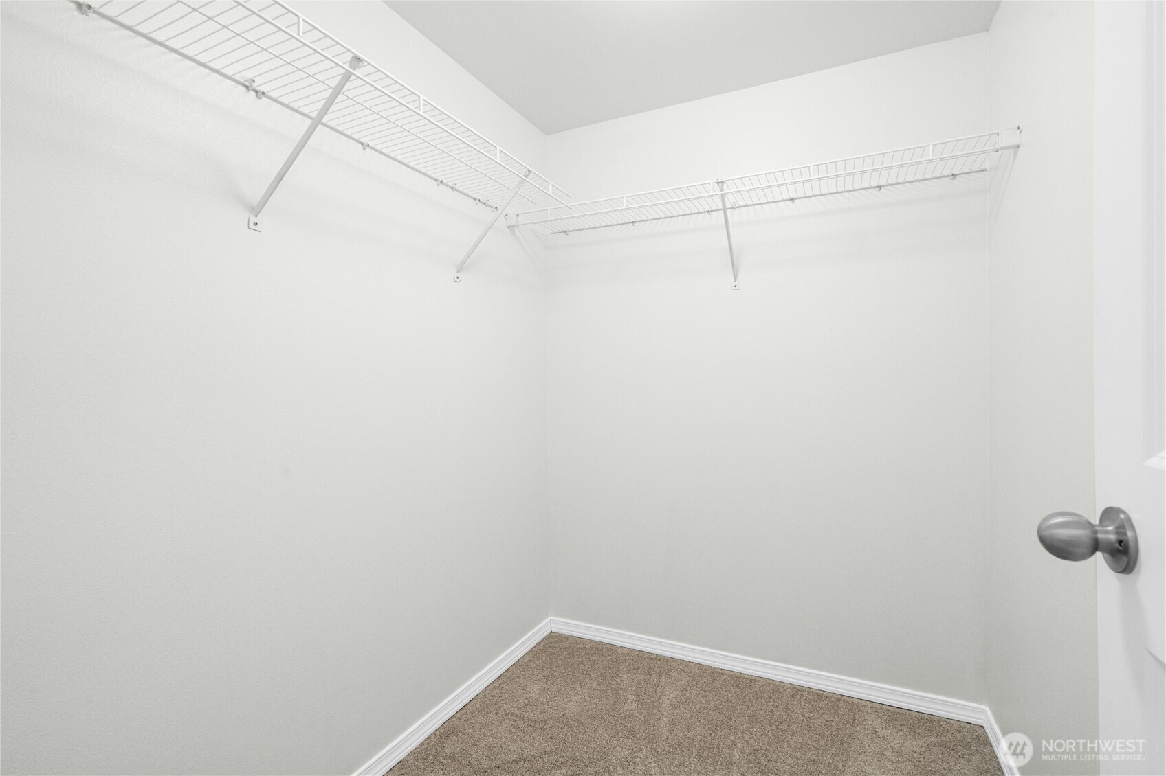 8832 Midvale Ave N Unit: B