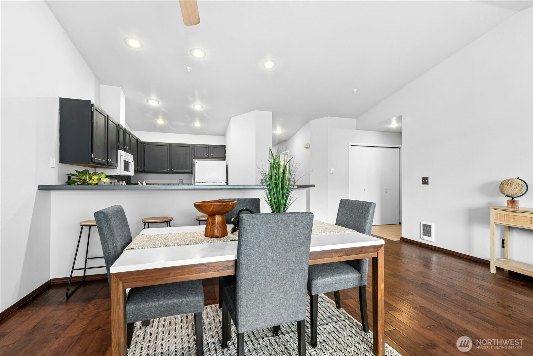 11325 19th Avenue SE Unit: C310