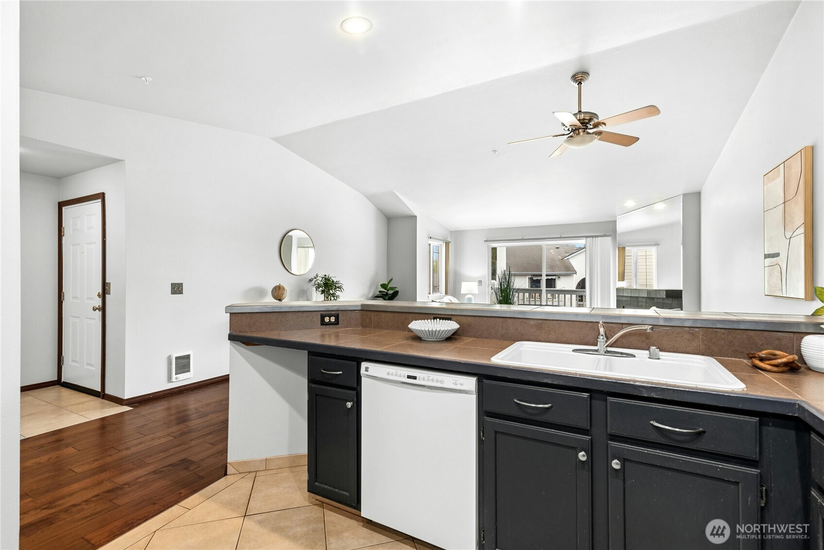 11325 19th Avenue SE Unit: C310