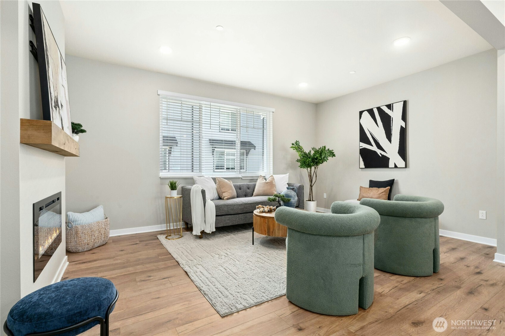 13730 Manor Way Unit: J6