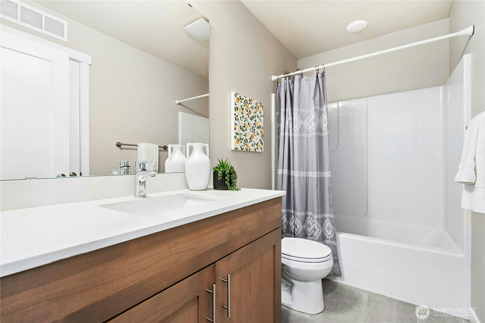 13730 Manor Way Unit: J6