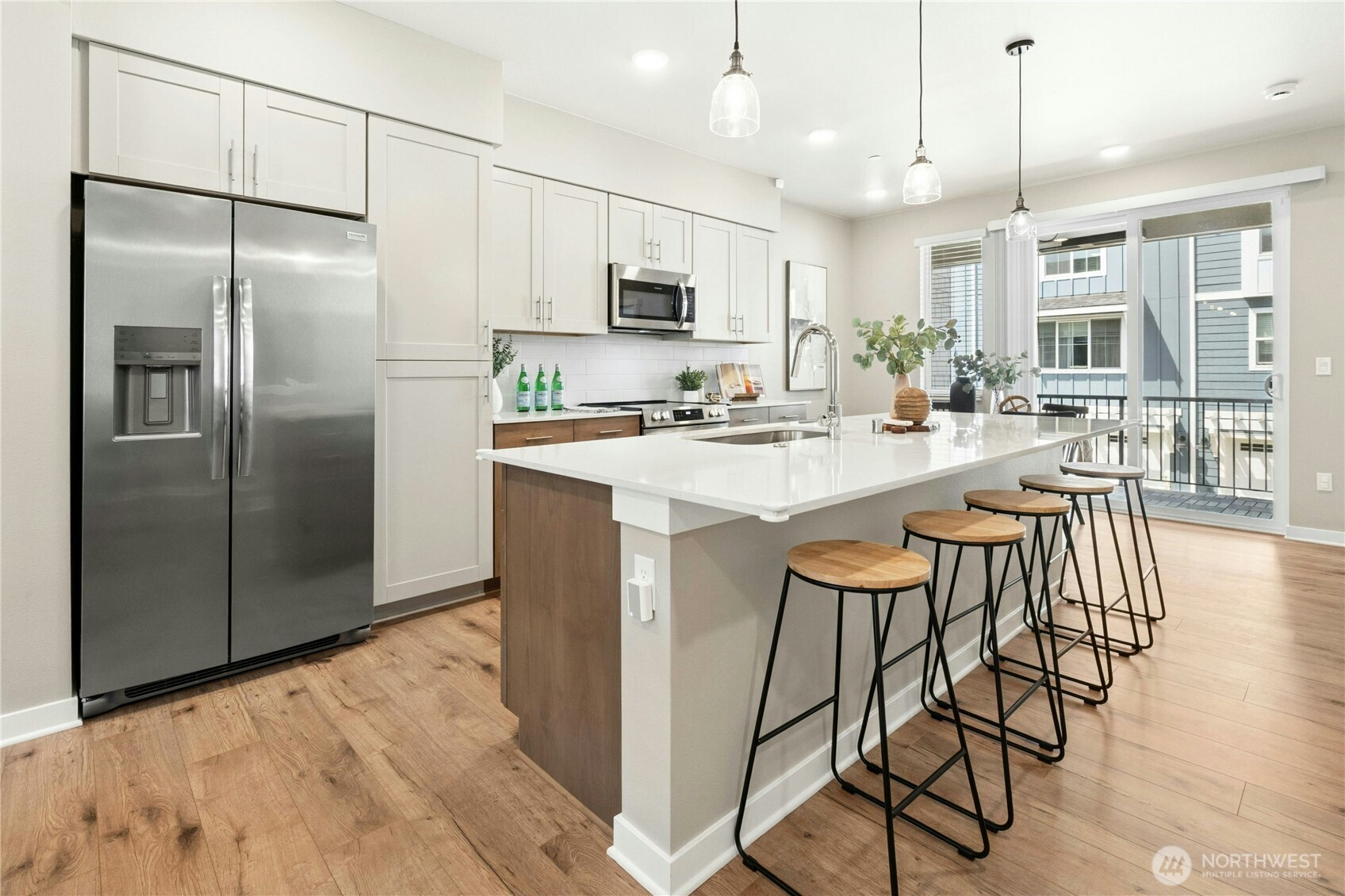 13730 Manor Way Unit: J6