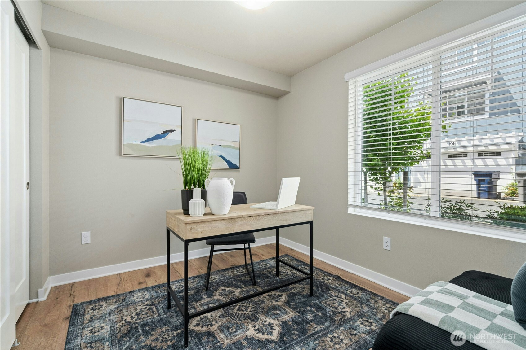 13730 Manor Way Unit: J6
