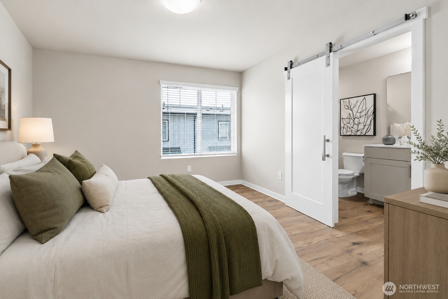 13730 Manor Way Unit: J6