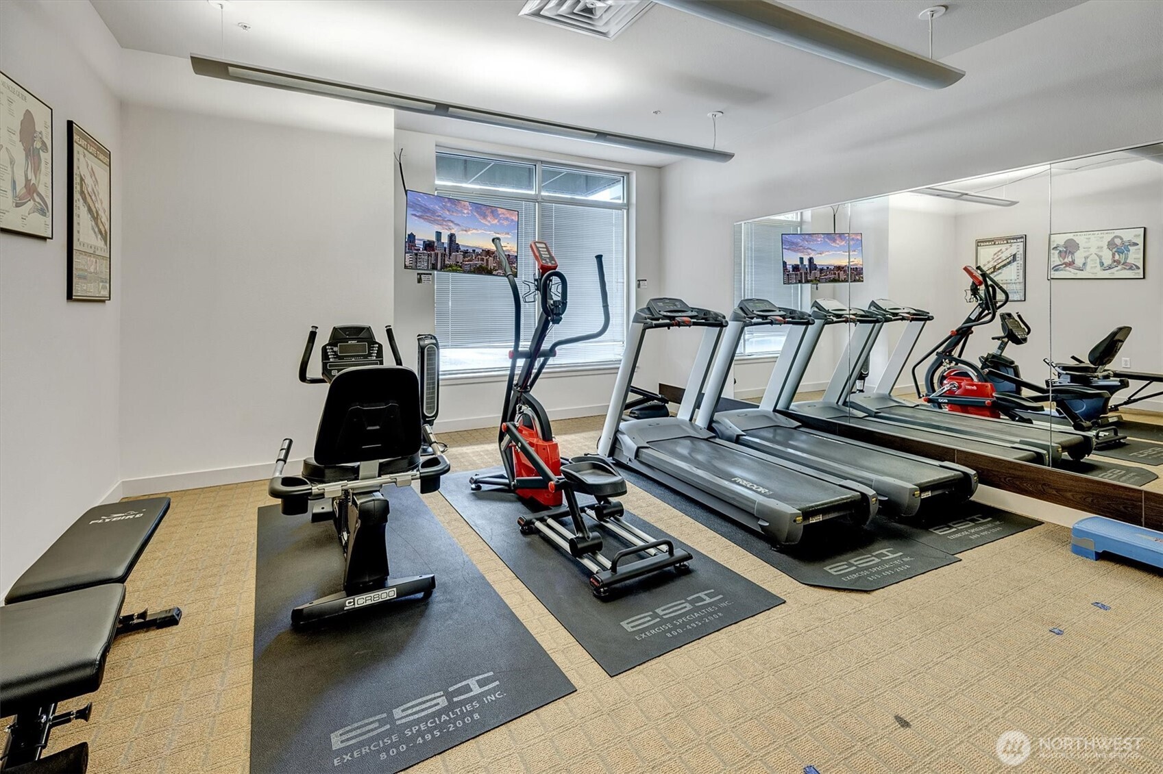16141 Cleveland Street Unit: 212