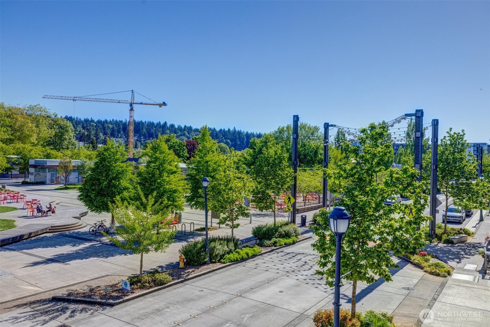 16141 Cleveland Street Unit: 212