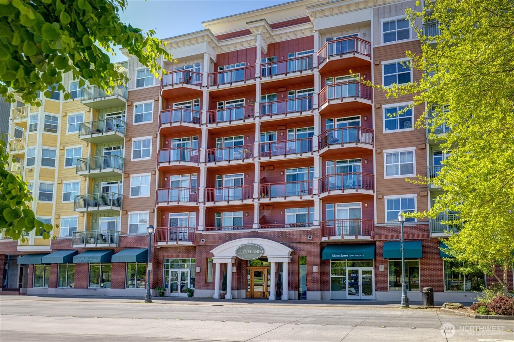 16141 Cleveland Street Unit: 212
