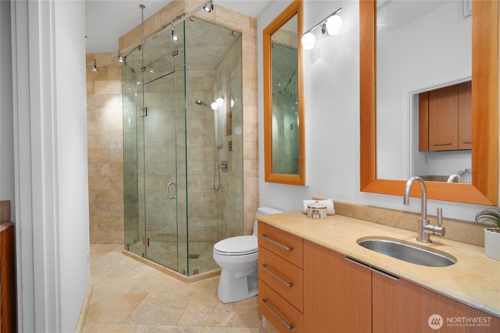 303 E Pike Street Unit: PH1