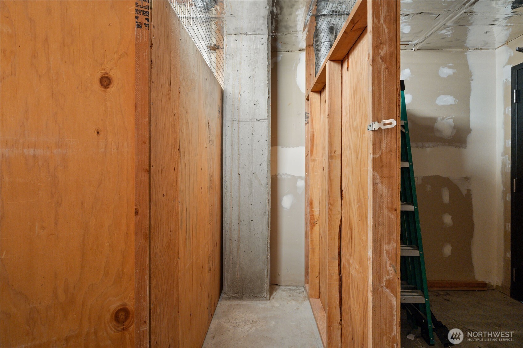 303 E Pike Street Unit: PH1