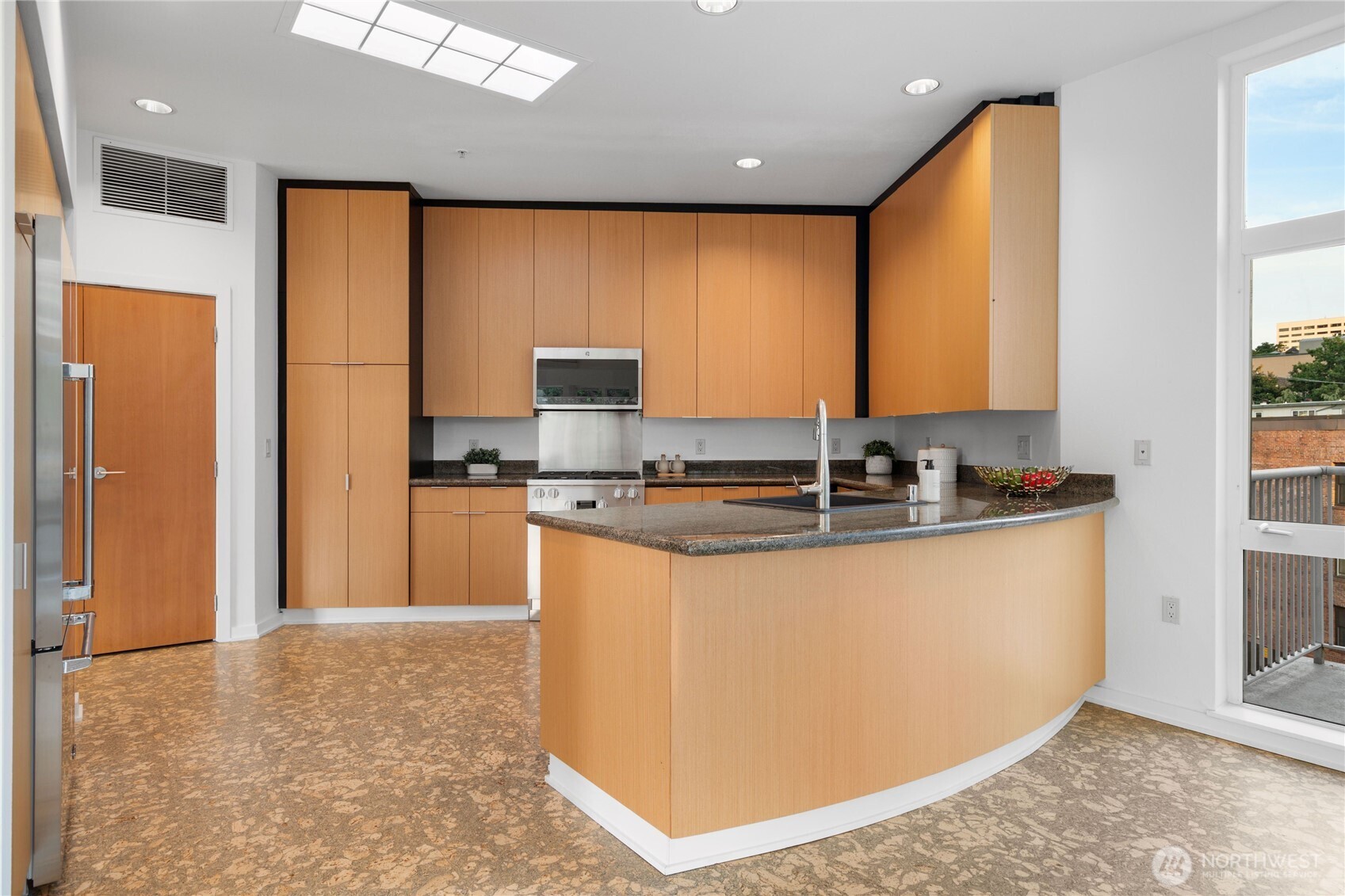 303 E Pike Street Unit: PH1